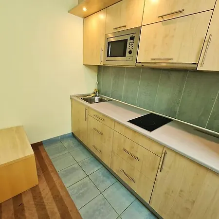 Apartment 10q- Z6 402b Warsaw